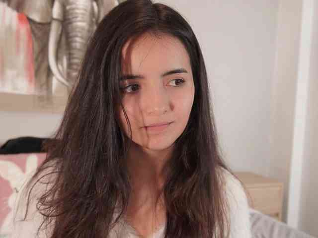 Raychell_Black webcam