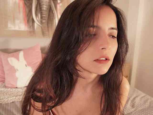 Raychell_Black webcam
