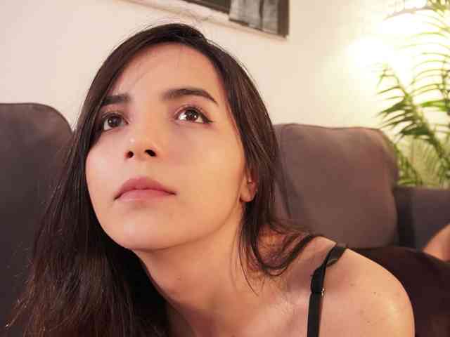 Raychell_Black webcam