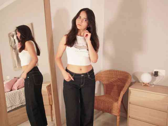 Raychell_Black webcam
