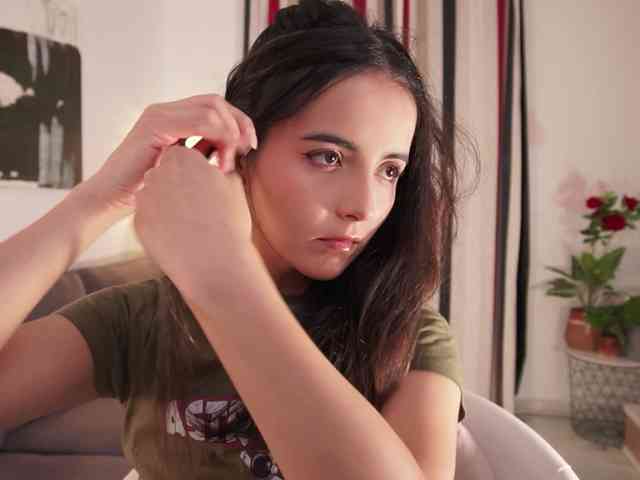 Raychell_Black webcam