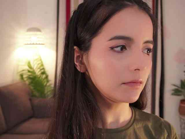 Raychell_Black webcam