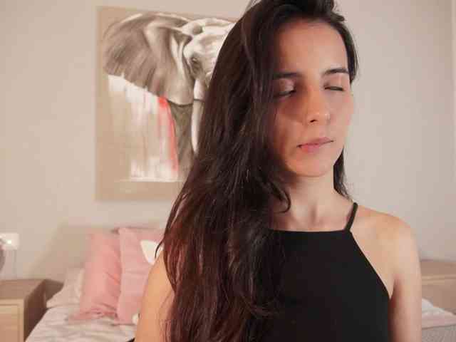 Raychell_Black webcam