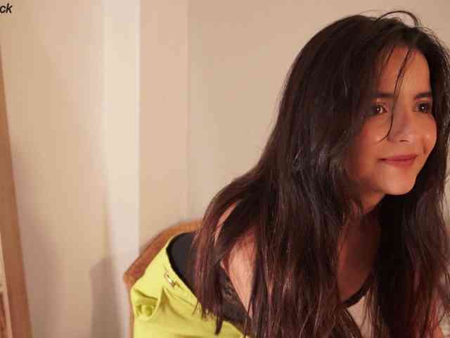 Raychell_Black webcam