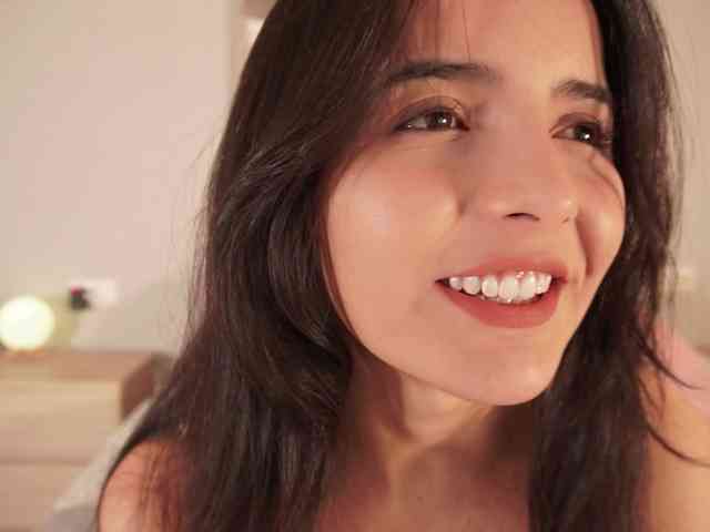 Raychell_Black webcam