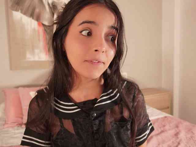 Raychell_Black webcam