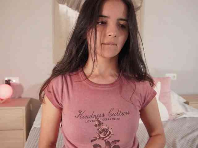 Raychell_Black webcam