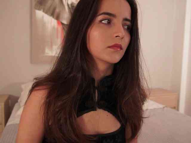 Raychell_Black webcam