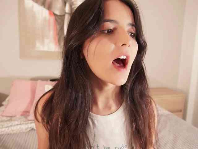 Raychell_Black webcam
