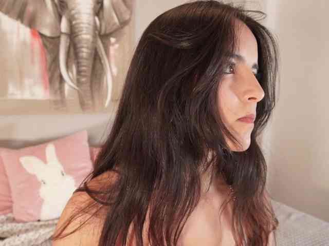 Raychell_Black webcam