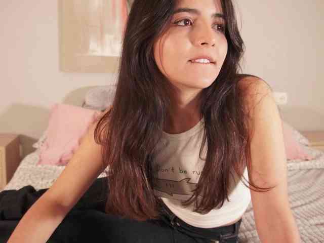 Raychell_Black webcam
