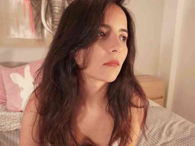 Raychell_Black webcam