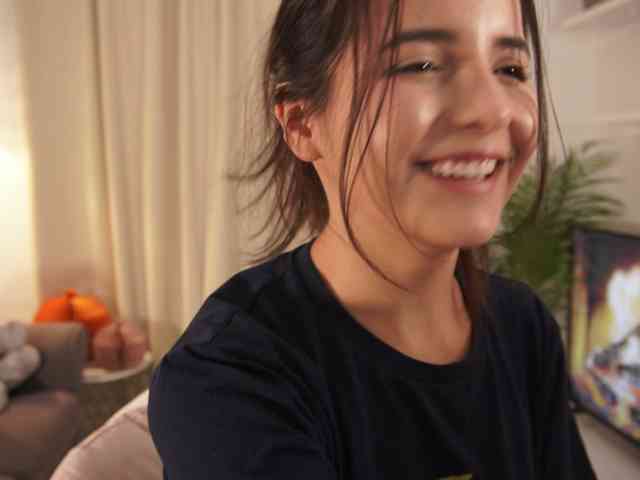 Raychell_Black webcam