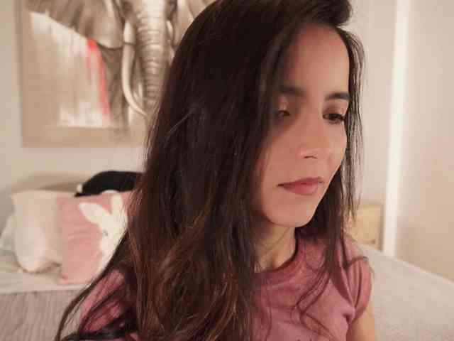 Raychell_Black webcam