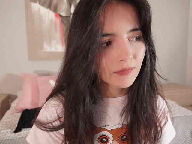 Raychell_Black webcam