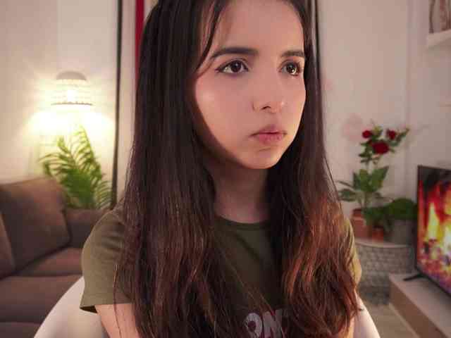 Raychell_Black webcam