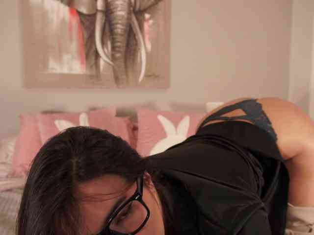 Raychell_Black webcam