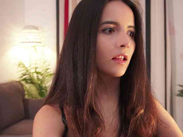 Raychell_Black webcam