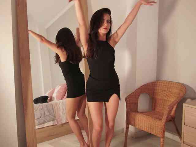 Raychell_Black webcam