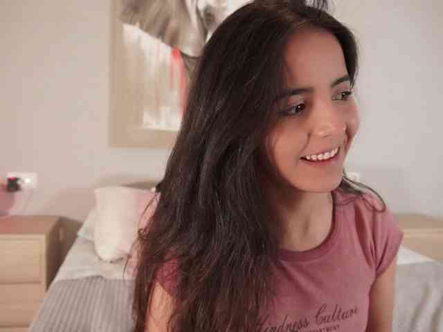 Raychell_Black webcam