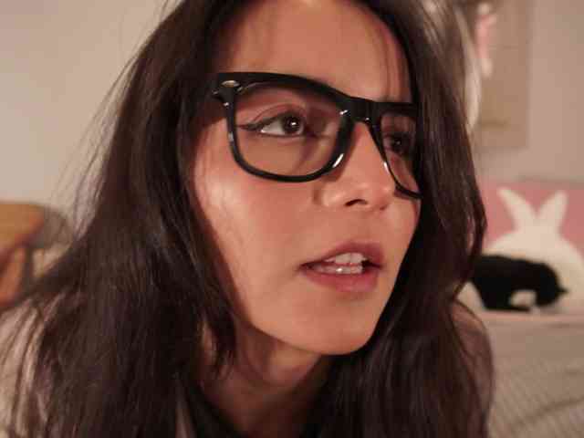 Raychell_Black webcam