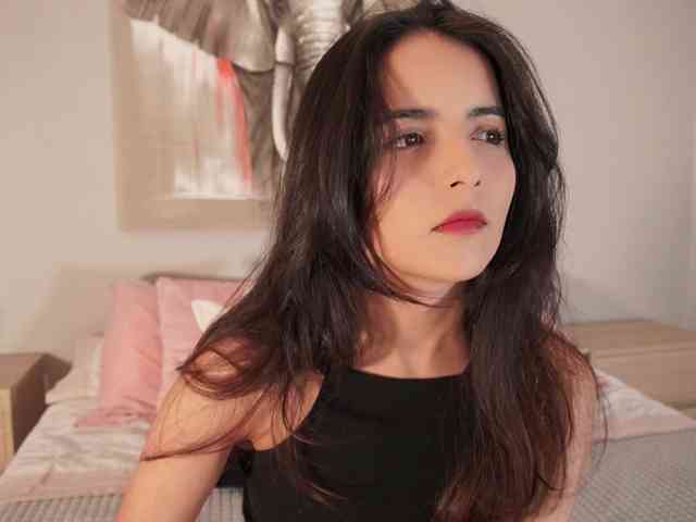 Raychell_Black webcam