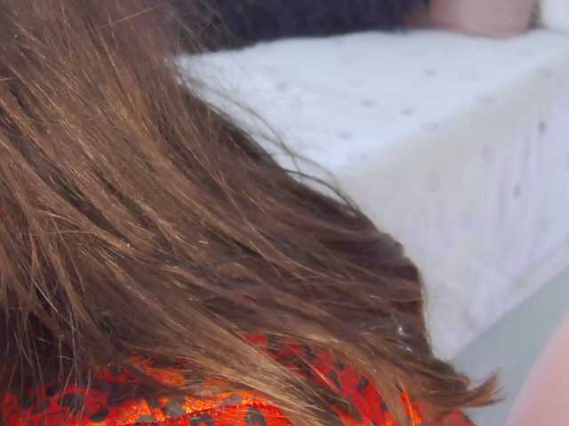 AlanaRouse1 live cam on BongaCams