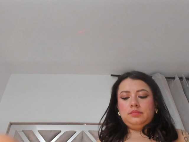  AlanaRouse1 chat room