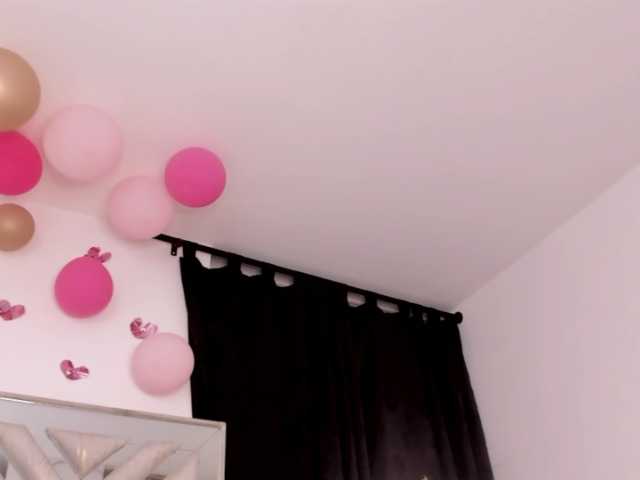 AlanaRouse1 live cam preview