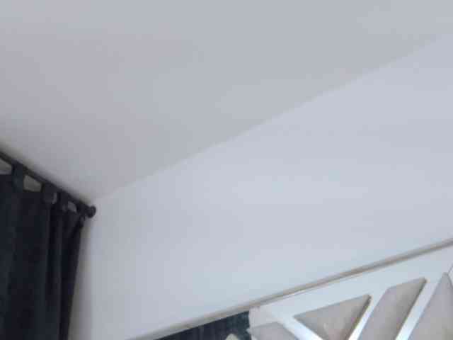 AlanaRouse1 webcam