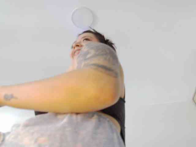AlanaRouse1 webcam