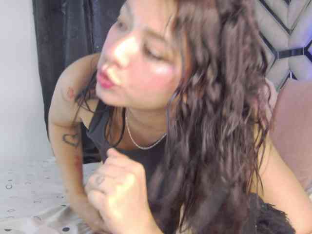 AlanaRouse1 webcam