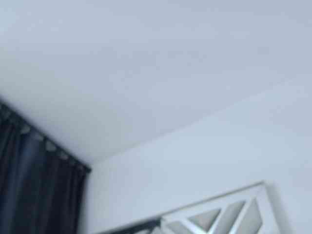 AlanaRouse1 webcam
