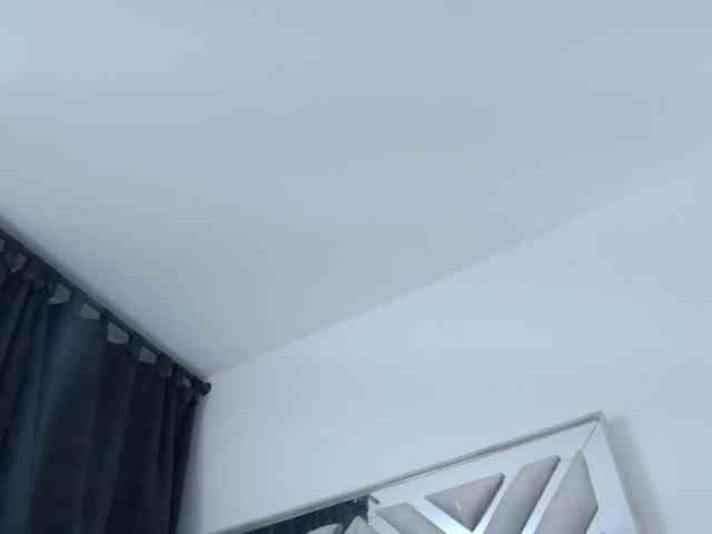 AlanaRouse1 webcam