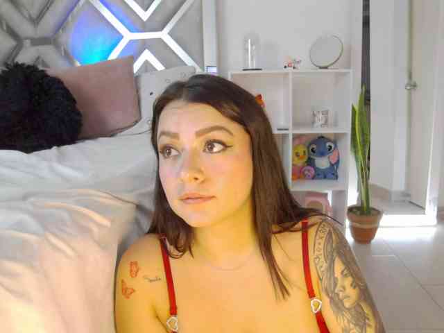 AlanaRouse1 webcam