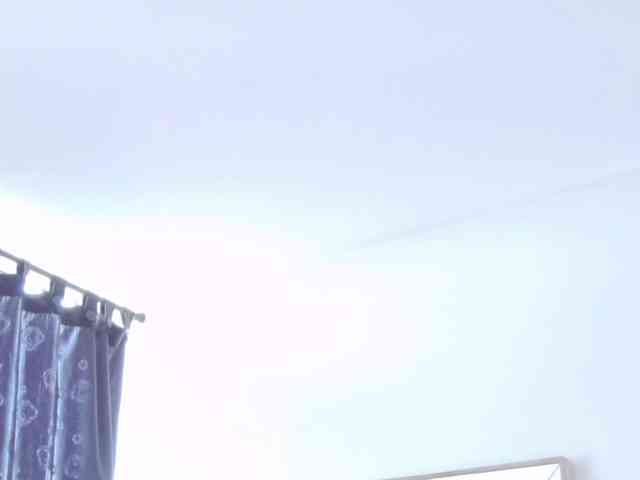 AlanaRouse1 webcam