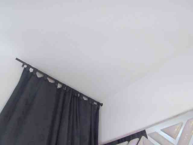 AlanaRouse1 webcam