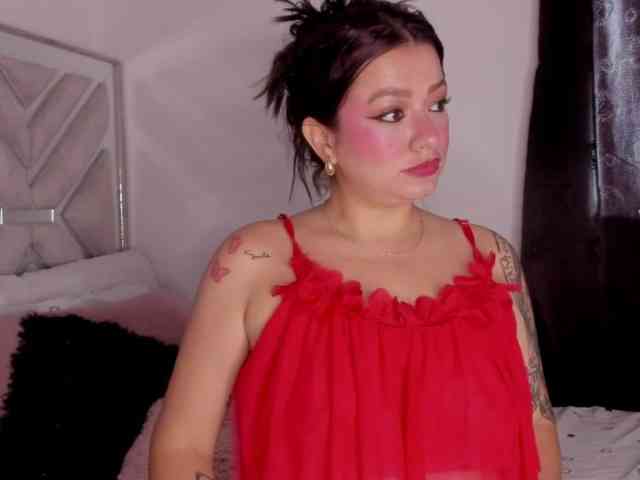 AlanaRouse1 webcam