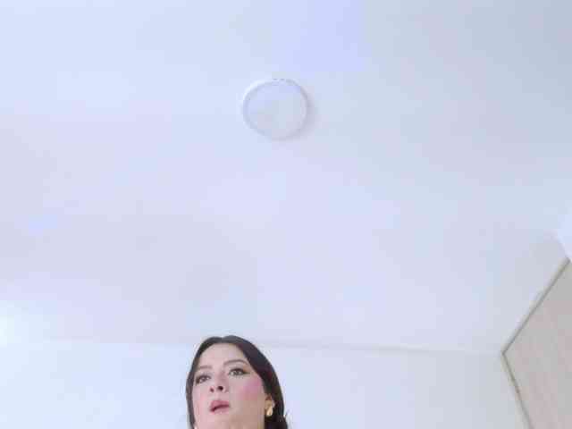 AlanaRouse1 webcam