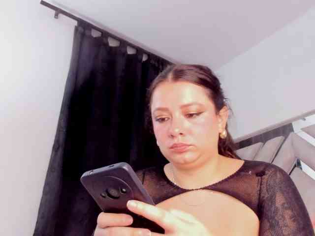AlanaRouse1 webcam