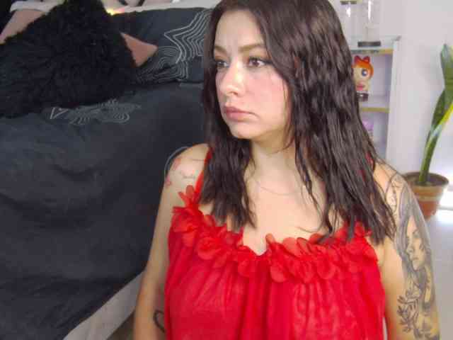 AlanaRouse1 webcam