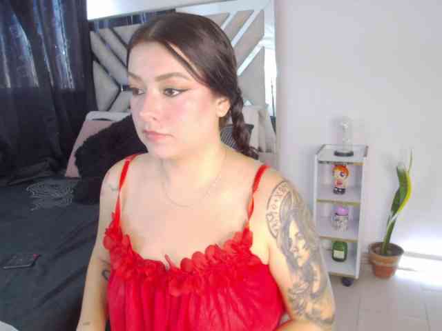 AlanaRouse1 webcam
