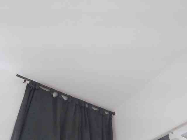 AlanaRouse1 webcam