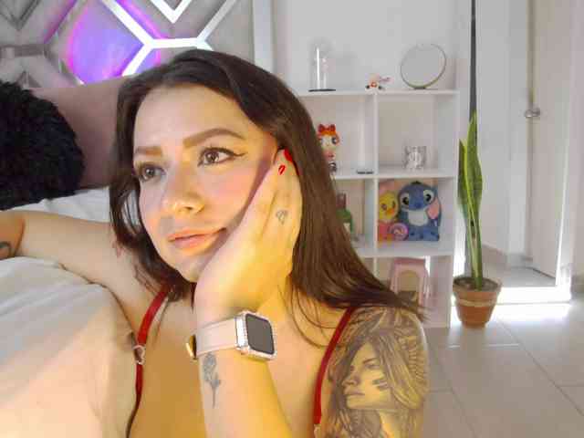 AlanaRouse1 webcam