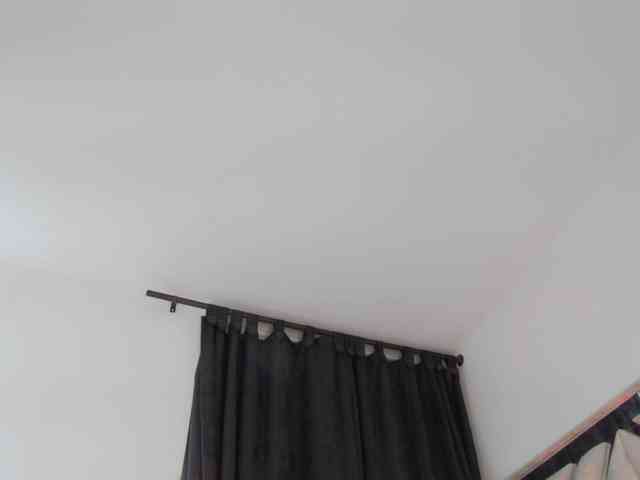 AlanaRouse1 webcam