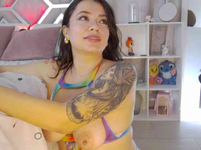 AlanaRouse1 webcam