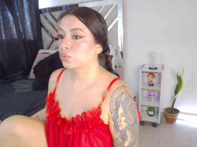 AlanaRouse1 webcam