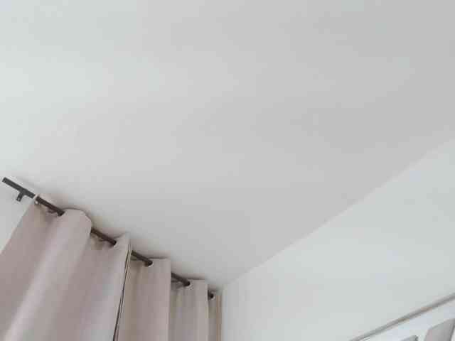 AlanaRouse1 webcam