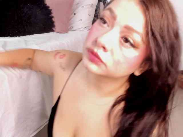 AlanaRouse1 webcam
