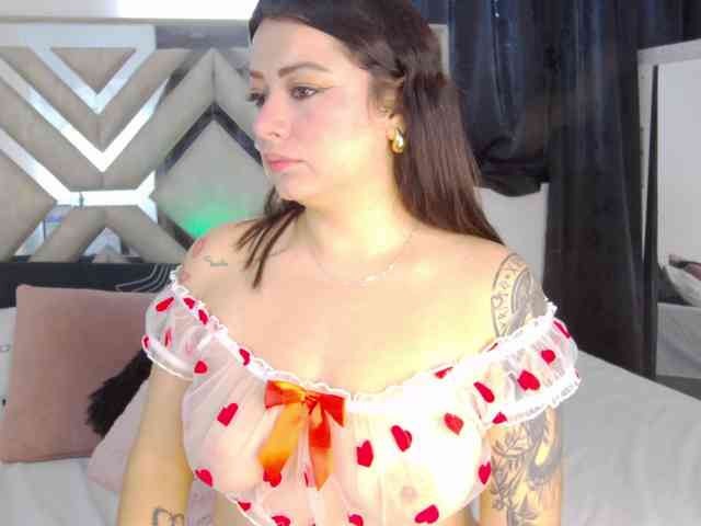 AlanaRouse1 webcam